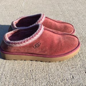 Maroon Ugg Moccasins